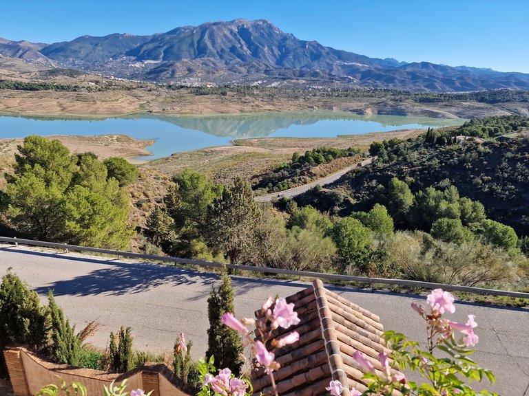 Villa for Sale in Vinuela, Malaga 14