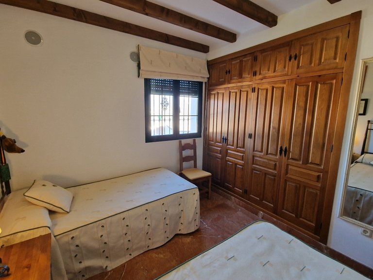 Villa for Sale in Vinuela, Malaga 40