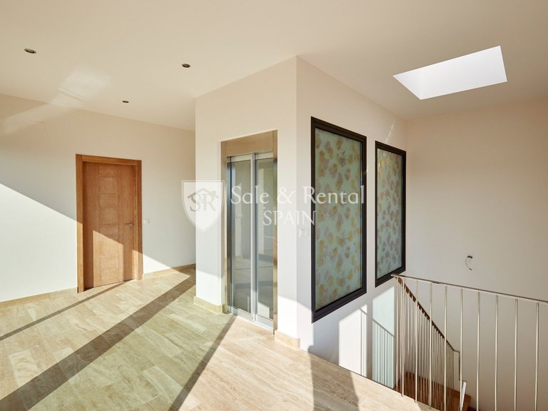 Villa for Sale in Lloret De Mar, Gerona 13