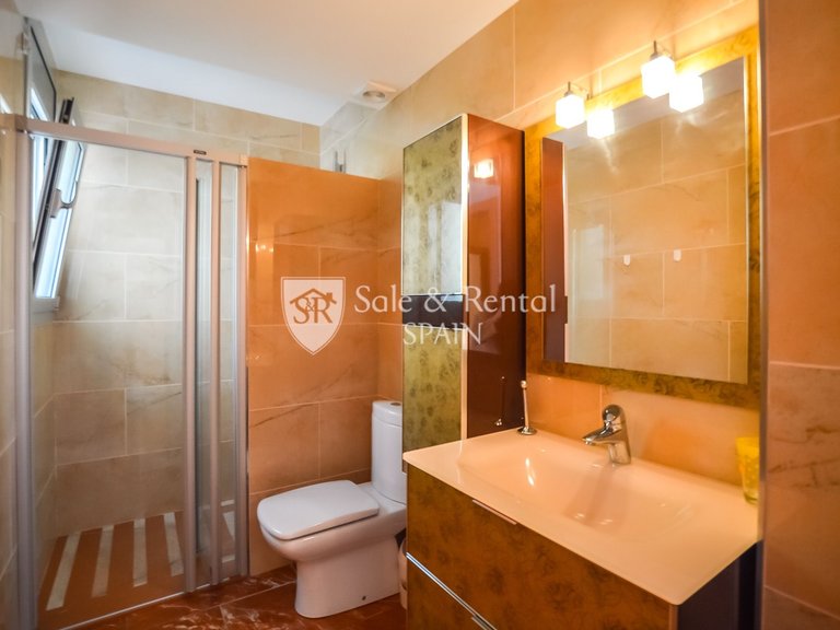 Villa for Sale in Lloret De Mar, Gerona 36