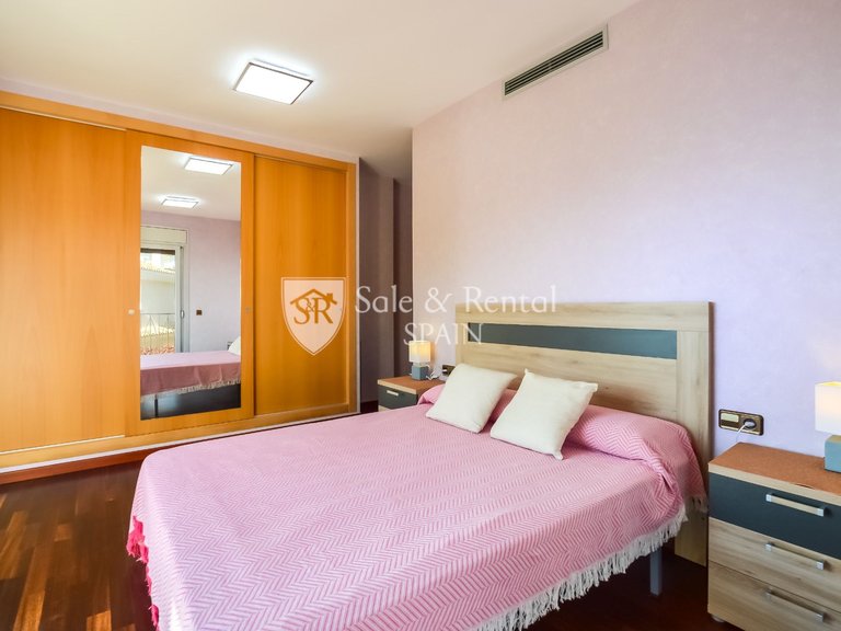 Villa for Sale in Lloret De Mar, Gerona 38