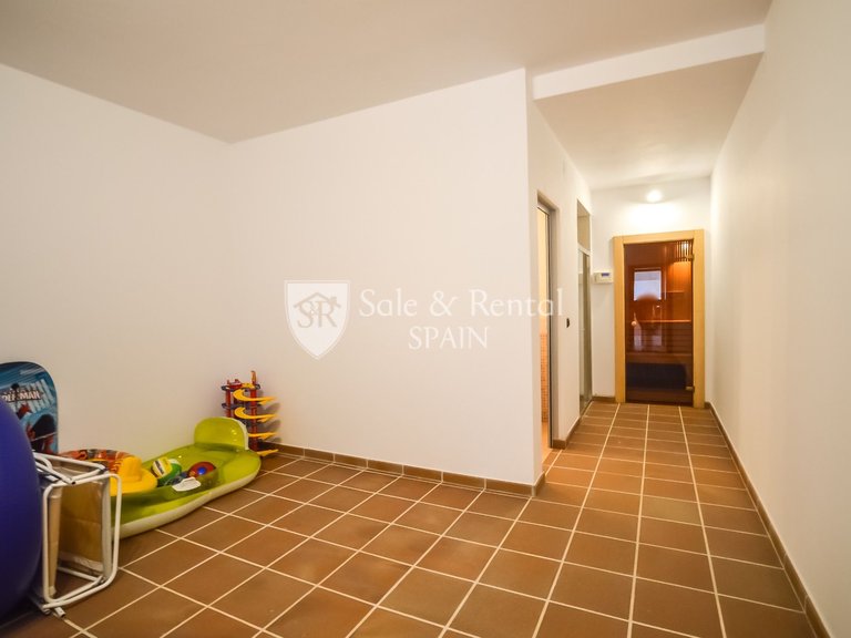 Villa for Sale in Lloret De Mar, Gerona 43