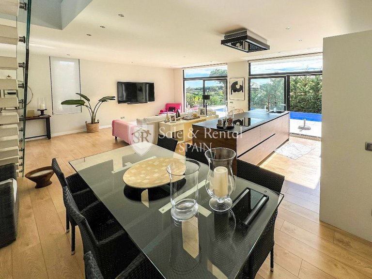 Villa for Sale in Sant Feliu De Guixols, Gerona 6