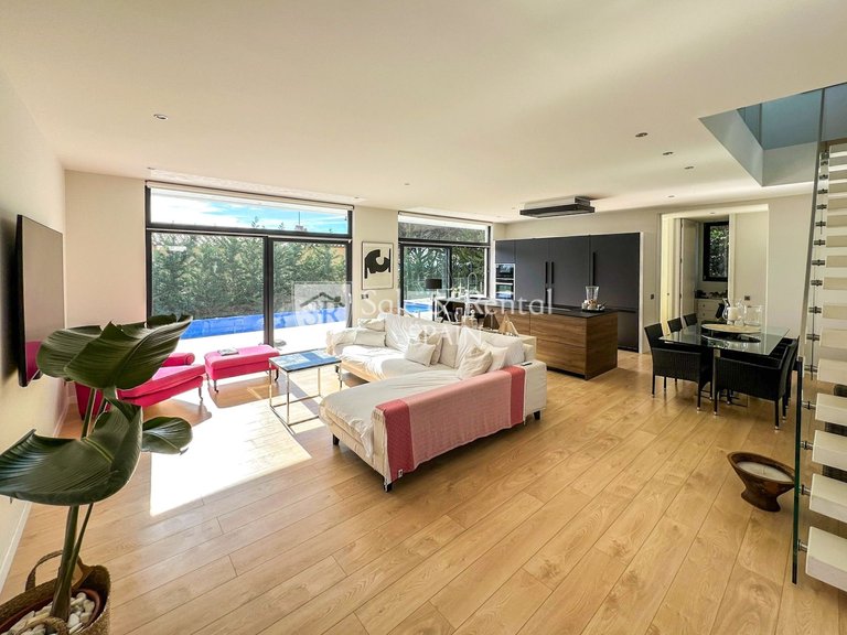 Villa for Sale in Sant Feliu De Guixols, Gerona 8