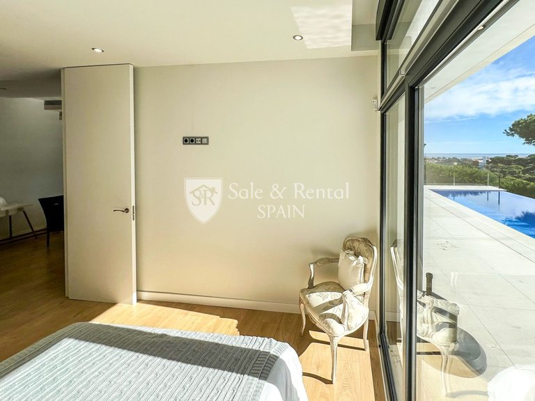 Villa for Sale in Sant Feliu De Guixols, Gerona 10