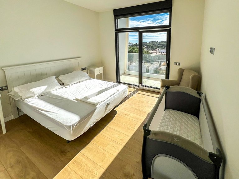 Villa for Sale in Sant Feliu De Guixols, Gerona 17