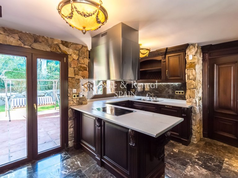 Villa for Sale in Blanes, Gerona 24