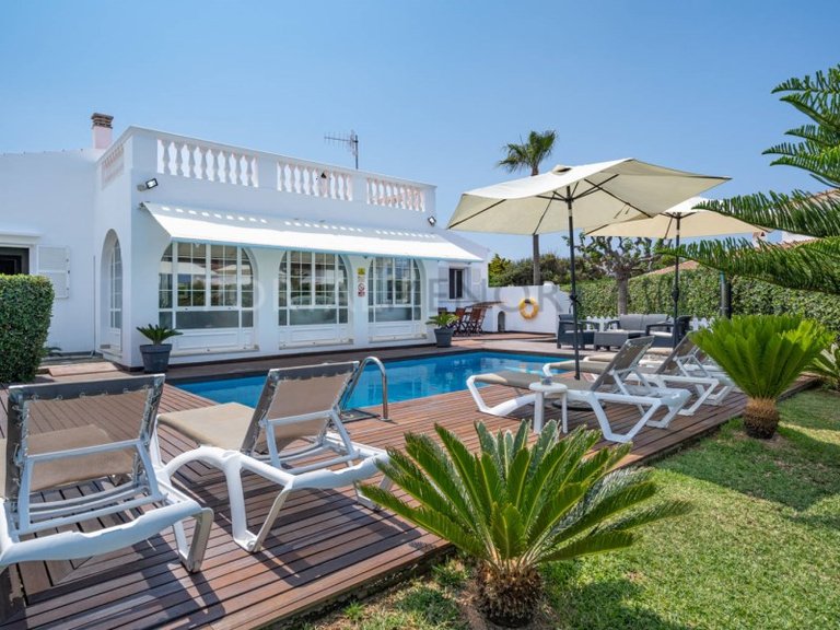 Villa for Sale in Cala'n Bosch, Menorca 1