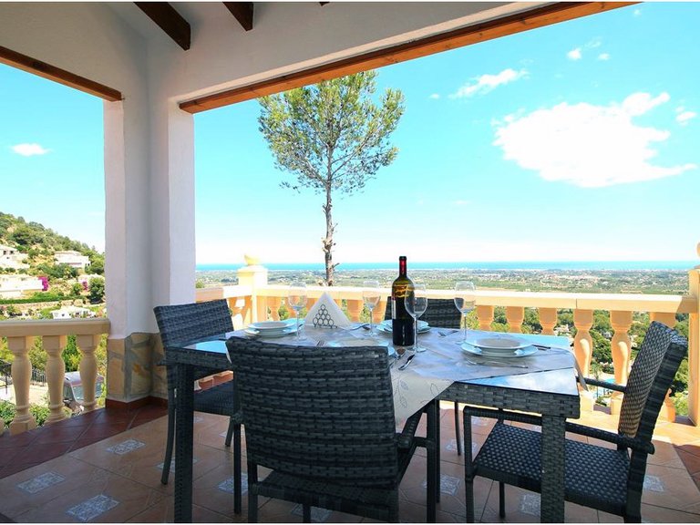 Villa for Sale in Inland La Sella Golf, Alicante 2