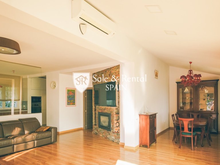 Villa for Sale in Lloret De Mar, Gerona 3