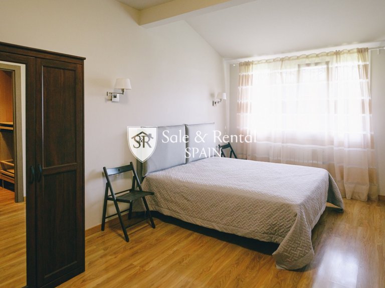 Villa for Sale in Lloret De Mar, Gerona 11