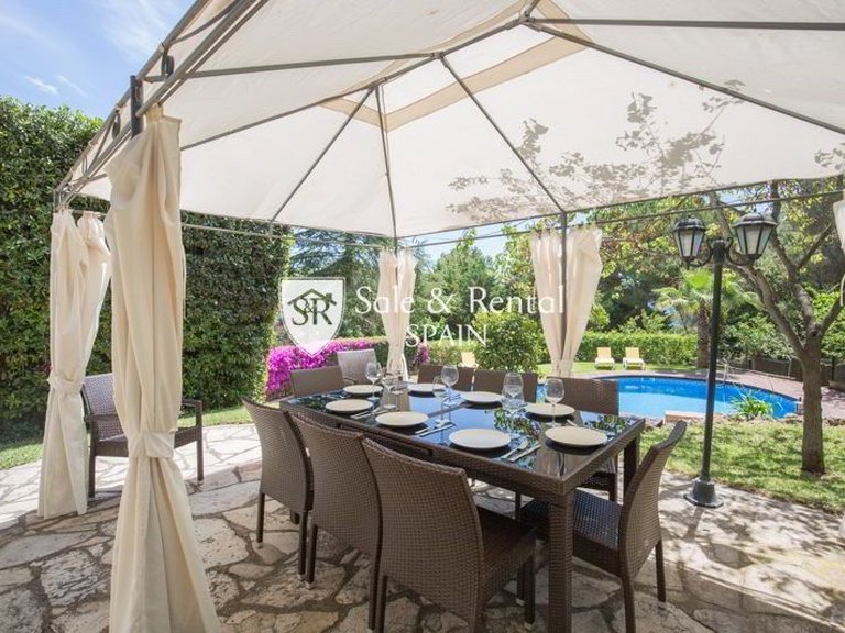 Villa for Sale in Lloret De Mar, Gerona 8