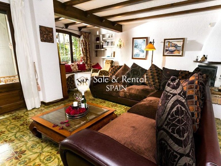 Villa for Sale in Lloret De Mar, Gerona 10