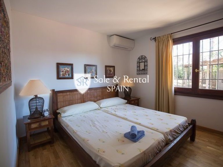 Villa for Sale in Lloret De Mar, Gerona 14