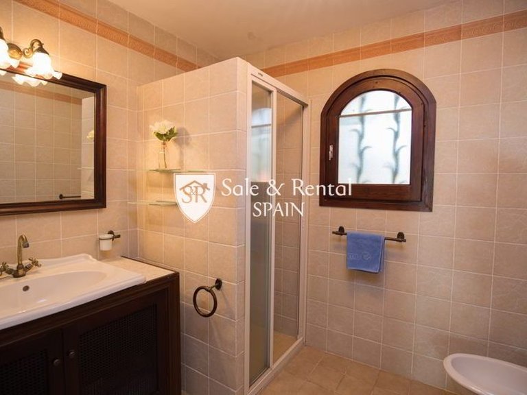 Villa for Sale in Lloret De Mar, Gerona 15