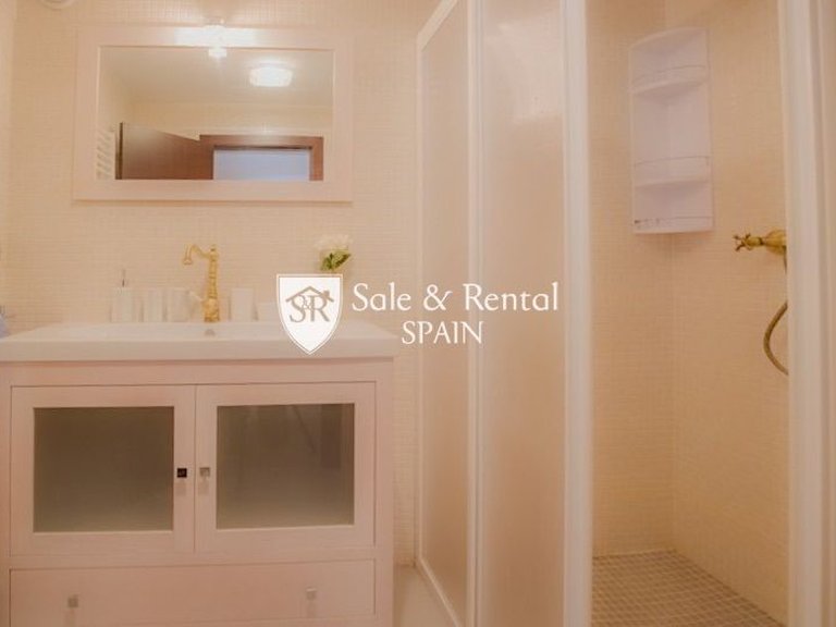 Villa for Sale in Lloret De Mar, Gerona 18