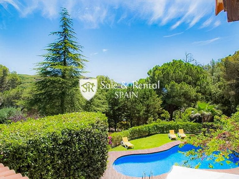 Villa for Sale in Lloret De Mar, Gerona 21