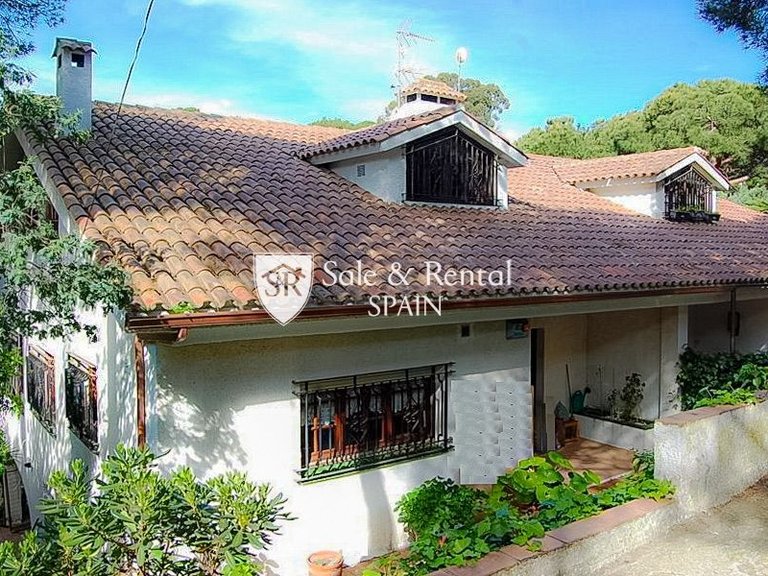 Villa for Sale in Lloret De Mar, Gerona 18