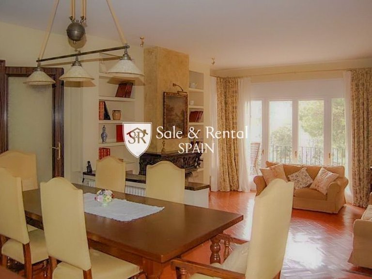Villa for Sale in Lloret De Mar, Gerona 2