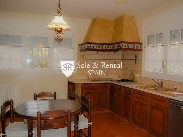 Villa for Sale in Lloret De Mar, Gerona 13