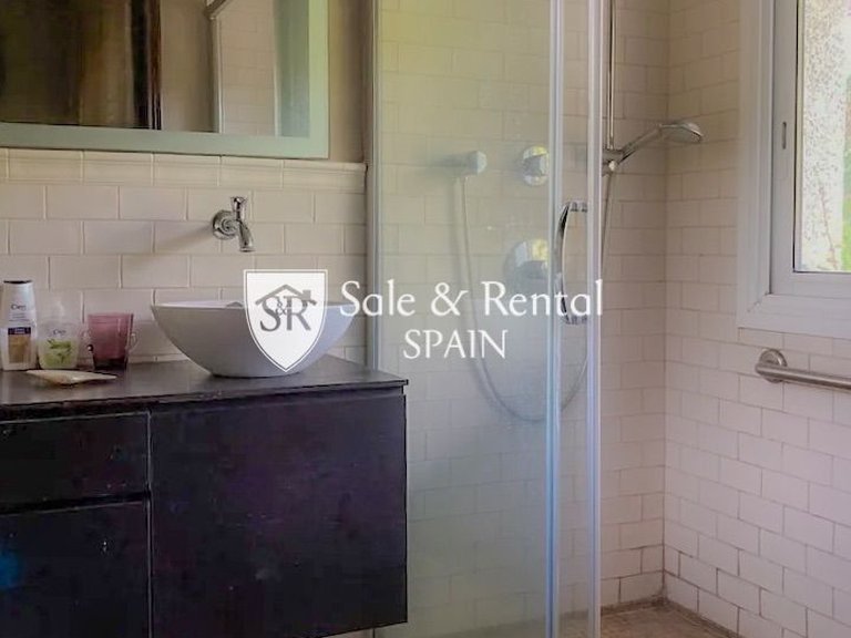 Villa for Sale in Lloret De Mar, Gerona 23
