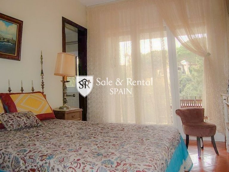 Villa for Sale in Lloret De Mar, Gerona 24
