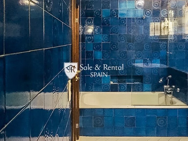 Villa for Sale in Lloret De Mar, Gerona 25