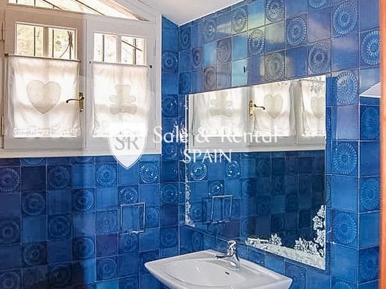 Villa for Sale in Lloret De Mar, Gerona 40