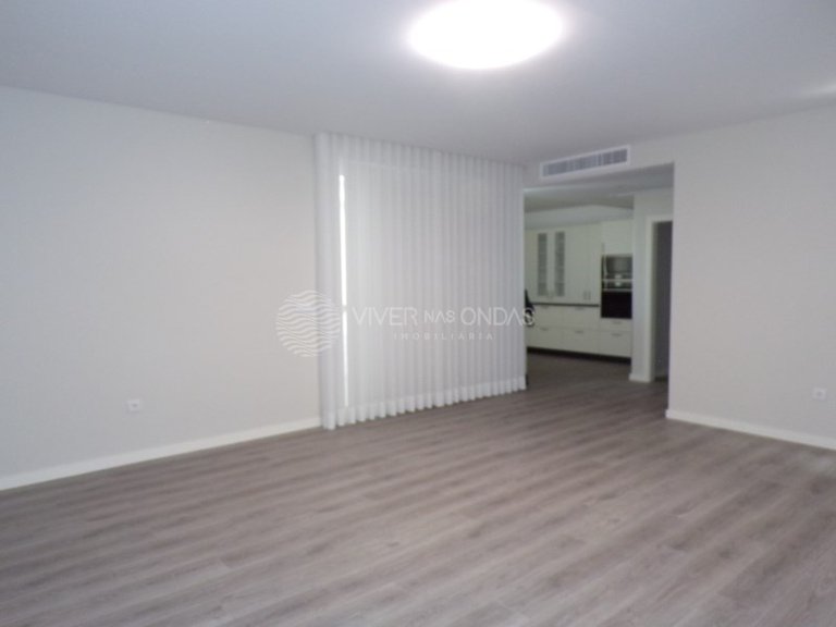 Apartment for Sale in Sesimbra, Setubal 10