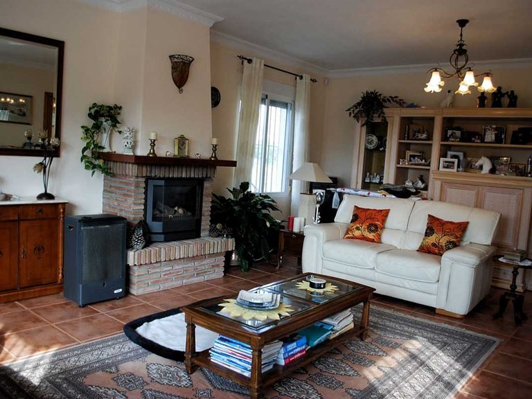 Villa for Sale in Alcaucin, Malaga 18