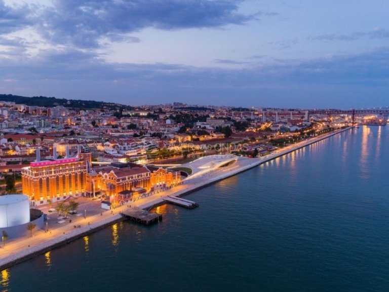 Apartment for Sale in Lisbon, Lisbon 20