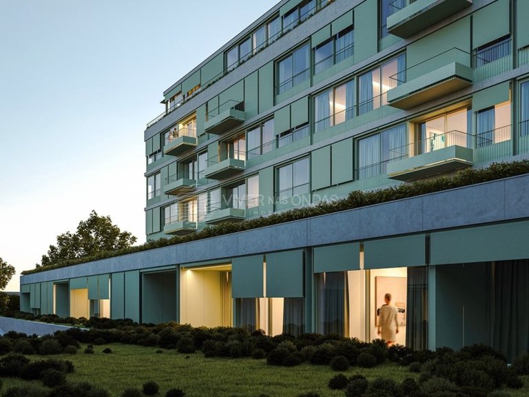 Apartment for Sale in Porto, Porto 18