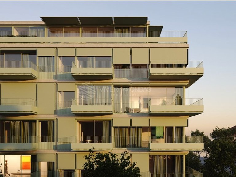 Apartment for Sale in Porto, Porto 19