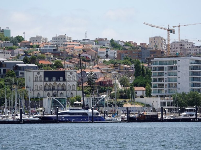 Apartment for Sale in Canidelo, Porto 38