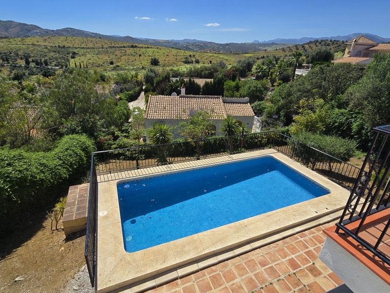 Villa for Sale in Puente De Don Manuel, Malaga 40