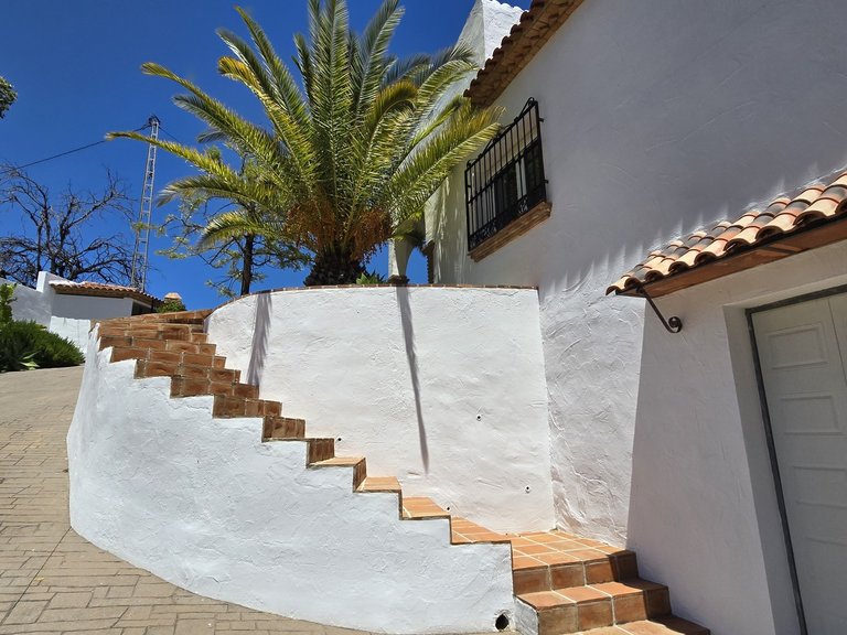 Villa for Sale in Vinuela, Malaga 34