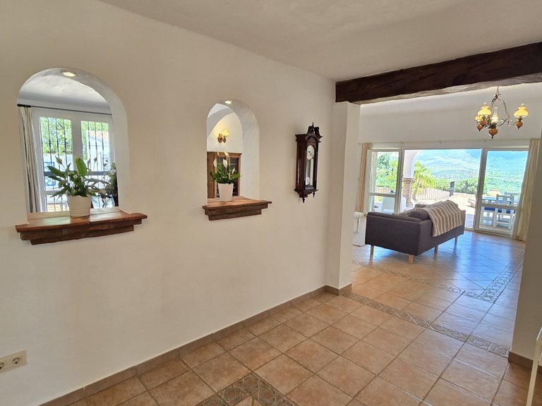 Villa for Sale in Vinuela, Malaga 39