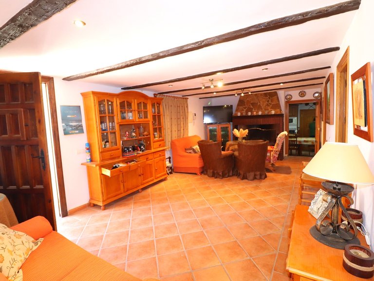 Country House for Sale in Velez-rubio, Almeria 4
