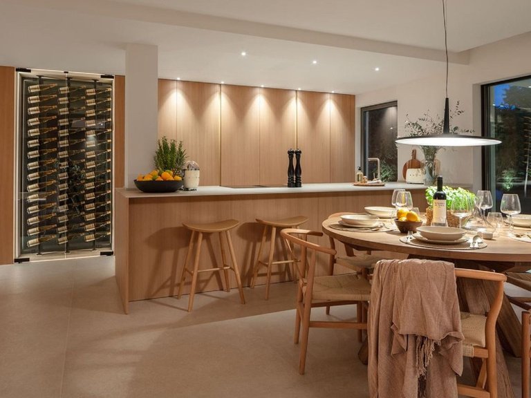 Villa for Sale in Nueva Andalucia, Malaga 11