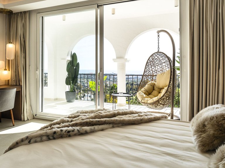 Apartment for Sale in Benahavis, Malaga 4