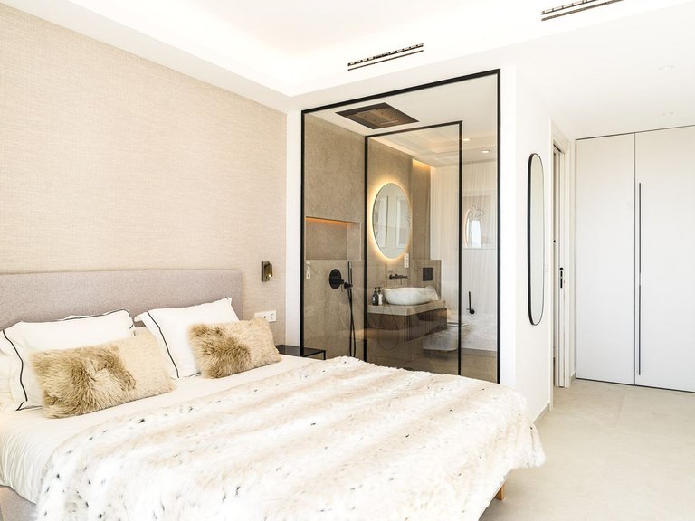 Apartment for Sale in Benahavis, Malaga 8