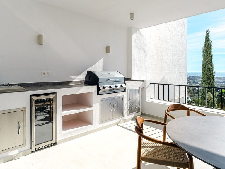 Apartment for Sale in Benahavis, Malaga 20