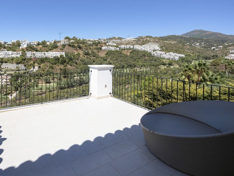 Villa for Sale in Benahavis, Malaga 37