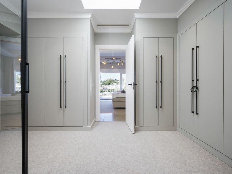 Villa for Sale in Benahavis, Malaga 42