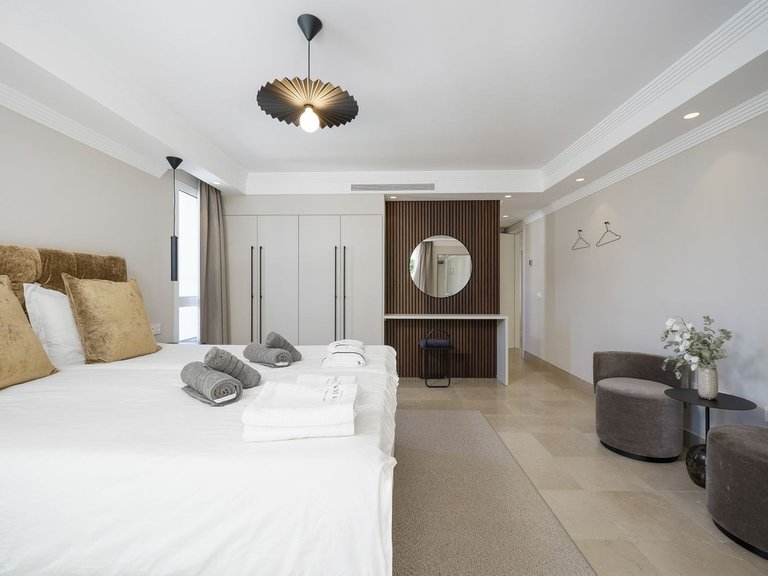 Villa for Sale in Benahavis, Malaga 22