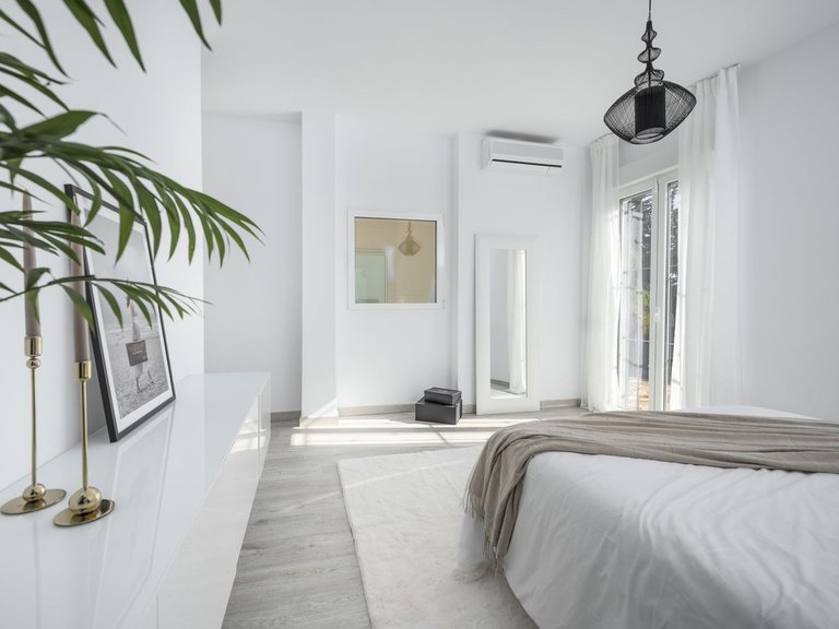 Villa for Sale in Nueva Andalucia, Malaga 30