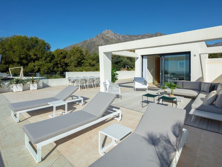 Penthouse for Sale in Marbella, Malaga 2