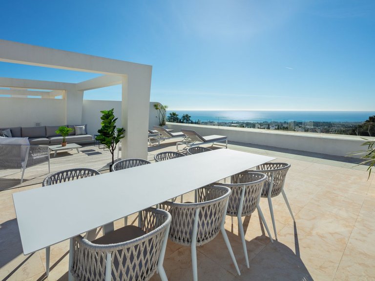Penthouse for Sale in Marbella, Malaga 4