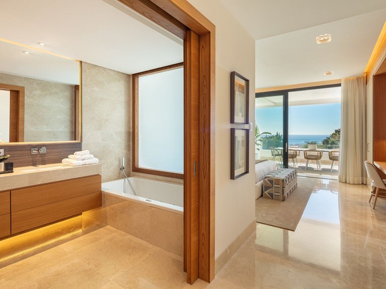 Penthouse for Sale in Marbella, Malaga 17