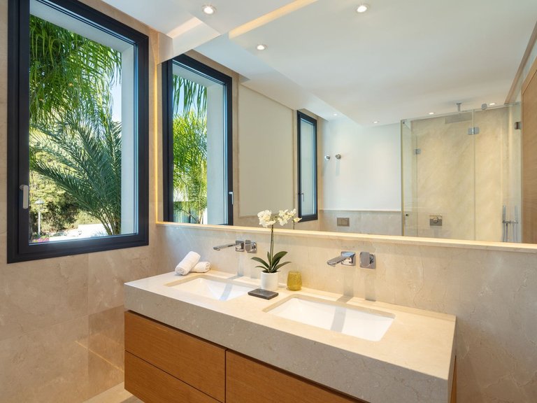 Penthouse for Sale in Marbella, Malaga 23